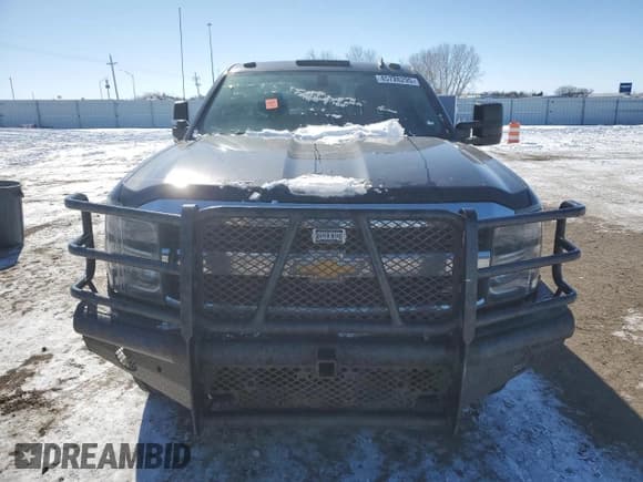 ✅ 2015 Chevrolet Silverado 2500HD LT • VIN: 1GC2KVE82FZ118702 • Лот: 45728295. Опубликован ранее на Copart с пробегом 130 495 миль. Бесплатный доступ к архиву аукционных продаж из США и подробный отчёт об истории автомобиля на DreamBid. Изображение 5.