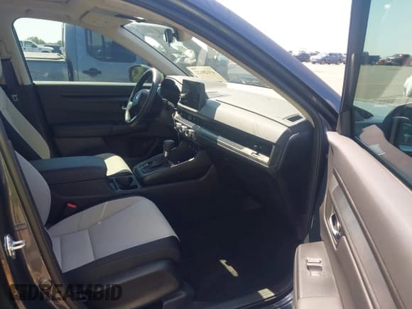 ✅ 2026 Honda CR-V EX • VIN: 2HKRS3H48TH301729 • Lot: 43120122. Wystawiony na IAAI z przebiegiem 624 mil. Bezpłatny archiwum sprzedaży aukcyjnych z USA i szczegółowy raport historii pojazdu na DreamBid. Zdjęcie 5.