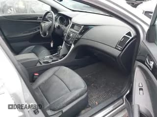 ✅ 2011 Hyundai Sonata SE • VIN: 5NPEC4ABXBH294372 • Лот: 43547834. Опубликован ранее на IAAI с пробегом 152 395 миль. Бесплатный доступ к архиву аукционных продаж из США и подробный отчёт об истории автомобиля на DreamBid. Изображение 5.