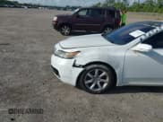 ✅ 2013 Acura TL • VIN: 19UUA8F21DA016926 • Lot: 42576107. Listed on IAAI with 170,073 mi. Free auction sales archive from the USA and detailed vehicle history report at DreamBid. Image 17.