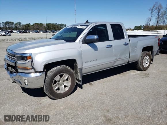 ✅ 2016 Chevrolet Silverado 1500 LT • VIN: 1GCVKREC5GZ396407 • Lot: 50081455. Wystawiony na Copart z przebiegiem 126 964 mil. Bezpłatny archiwum sprzedaży aukcyjnych z USA i szczegółowy raport historii pojazdu na DreamBid. Zdjęcie 1.