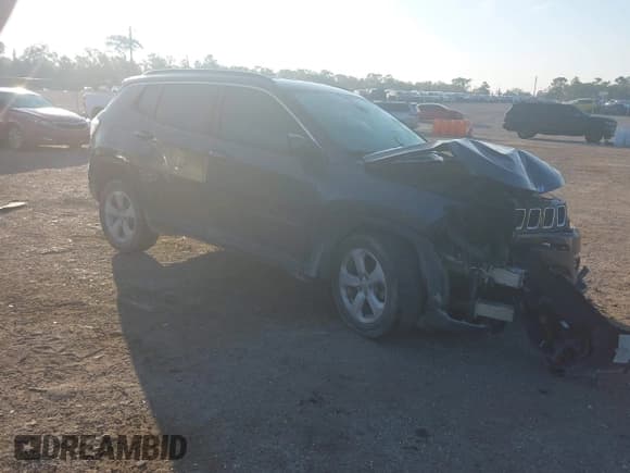 ✅ 2020 Jeep Compass Latitude • VIN: 3C4NJCBB8LT154742 • Lot: 43790188. Listed on IAAI with 88,505 mi. Free auction sales archive from the USA and detailed vehicle history report at DreamBid. Image 1.