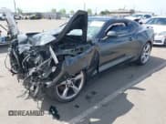 ✅ 2017 Chevrolet Camaro 1SS • VIN: 1G1FF1R77H0102947 • Lot: 42011640. Wystawiony na IAAI z przebiegiem Nie podano. Bezpłatny archiwum sprzedaży aukcyjnych z USA i szczegółowy raport historii pojazdu na DreamBid. Zdjęcie 2.