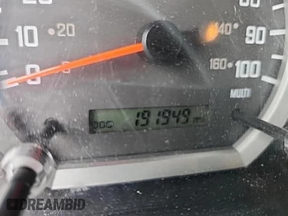 ✅ 2019 Isuzu NRR IBT • VIN: JALE5W169K73041XX • Лот: 49260055. Опубликован ранее на Copart с пробегом 191 949 миль. Бесплатный доступ к архиву аукционных продаж из США и подробный отчёт об истории автомобиля на DreamBid. Изображение 8.