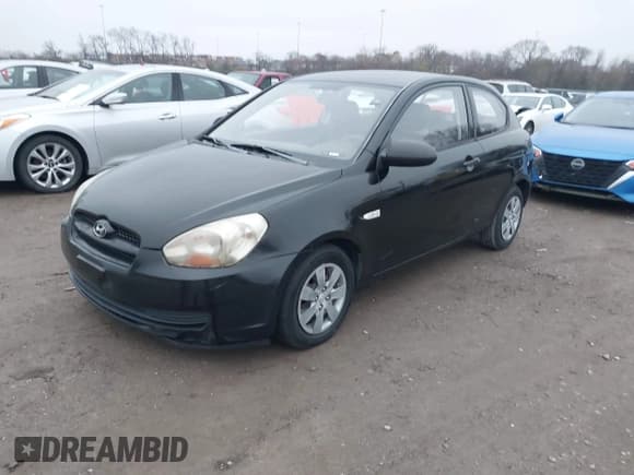 ✅ 2008 Hyundai Accent GS • VIN: KMHCM36C28U095925 • Lot: 43884562. Listed on IAAI with 302,058 mi. Free auction sales archive from the USA and detailed vehicle history report at DreamBid. Image 2.