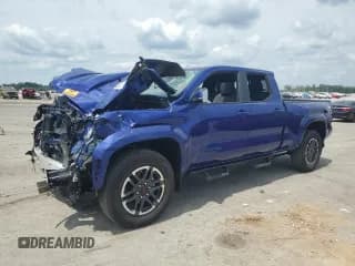 ✅ 2024 Toyota Tacoma SR5 • VIN: 3TMLB5JN2RM068230 • Lot: 66905285. Wystawiony na Copart z przebiegiem Nie podano. Bezpłatny archiwum sprzedaży aukcyjnych z USA i szczegółowy raport historii pojazdu na DreamBid. Zdjęcie 1.