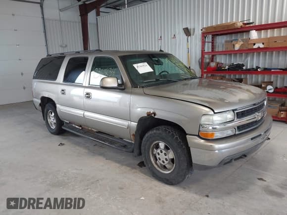 ✅ 2003 Chevrolet Suburban LT • VIN: 3GNFK16Z53G272826 • Лот: 42361834. Опубликован ранее на IAAI с пробегом 286 719 миль. Бесплатный доступ к архиву аукционных продаж из США и подробный отчёт об истории автомобиля на DreamBid. Изображение 1.