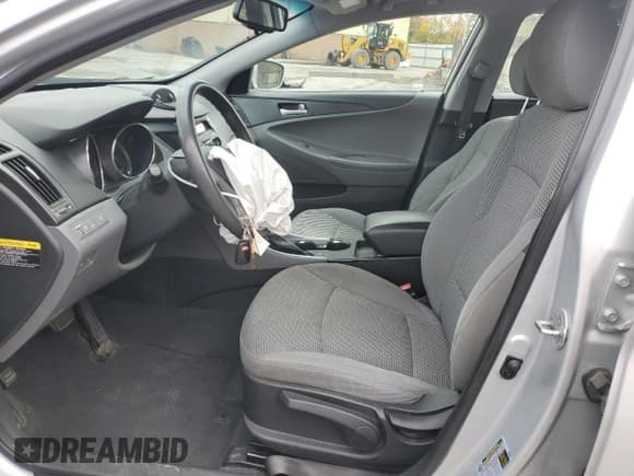 ✅ 2012 Hyundai Sonata GLS • VIN: 5NPEB4AC4CH503425 • Lot: 87003375. Wystawiony na Copart z przebiegiem 240 141 mil. Bezpłatny archiwum sprzedaży aukcyjnych z USA i szczegółowy raport historii pojazdu na DreamBid. Zdjęcie 7.