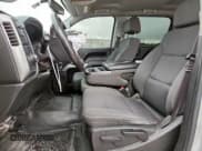 ✅ 2015 Chevrolet Silverado 2500HD LT • VIN: 1GC1CVEG8FF561227 • Lot: 64398545. Wystawiony na Copart z przebiegiem Nie podano. Bezpłatny archiwum sprzedaży aukcyjnych z USA i szczegółowy raport historii pojazdu na DreamBid. Zdjęcie 7.