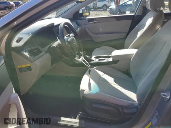 ✅ 2016 Hyundai Sonata 2.4L • VIN: 5NPE24AF5GH292283 • Лот: 87477135. Опубликован ранее на Copart с пробегом 114 514 миль. Бесплатный доступ к архиву аукционных продаж из США и подробный отчёт об истории автомобиля на DreamBid. Изображение 7.