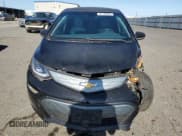 ✅ 2017 Chevrolet Bolt EV LT • VIN: 1G1FW6S07H4134199 • Lot: 81109854. Wystawiony na Copart z przebiegiem 98 511 mil. Bezpłatny archiwum sprzedaży aukcyjnych z USA i szczegółowy raport historii pojazdu na DreamBid. Zdjęcie 5.