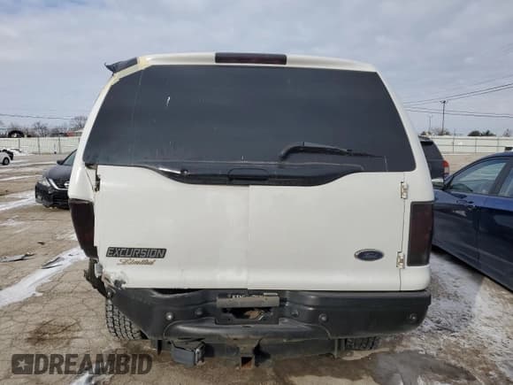 ✅ 2001 Ford Excursion Limited • VIN: 1FMSU43F81ED72660 • Lot: 89268045. Wystawiony na Copart z przebiegiem 231 100 mil. Bezpłatny archiwum sprzedaży aukcyjnych z USA i szczegółowy raport historii pojazdu na DreamBid. Zdjęcie 6.