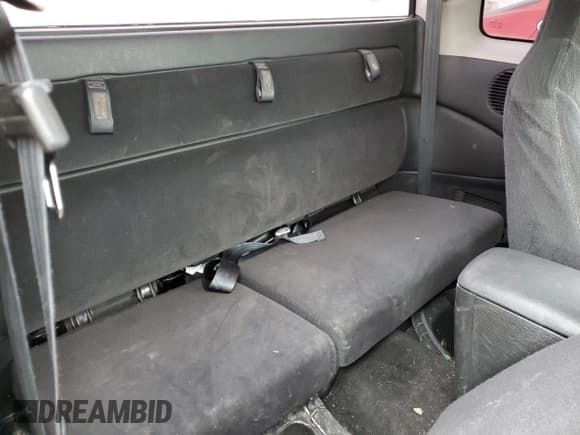 ✅ 2004 Dodge Dakota Sport • VIN: 1D7HG32N34S746225 • Lot: 51048735. Wystawiony na Copart z przebiegiem 284 578 mil. Bezpłatny archiwum sprzedaży aukcyjnych z USA i szczegółowy raport historii pojazdu na DreamBid. Zdjęcie 10.