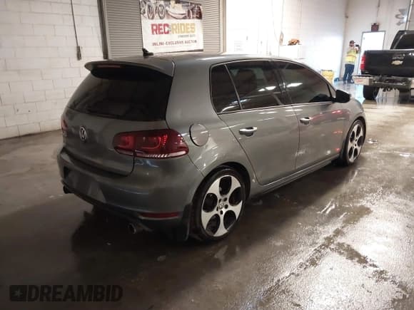 ✅ 2011 Volkswagen Golf GTI • VIN: WVWGV7AJ0BW201252 • Лот: 41335814. Опубликован ранее на IAAI с пробегом 126 082 миль. Бесплатный доступ к архиву аукционных продаж из США и подробный отчёт об истории автомобиля на DreamBid. Изображение 4.