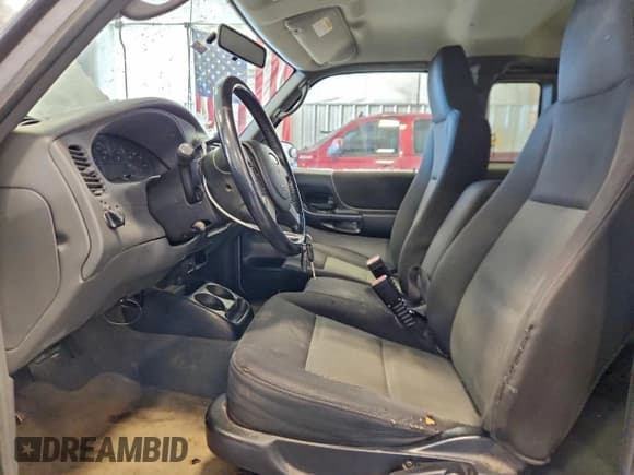 ✅ 2004 Ford Ranger XL Fleet • VIN: 1FTZR44U04PA03673 • Lot: 95439495. Wystawiony na Copart z przebiegiem 143 212 mil. Bezpłatny archiwum sprzedaży aukcyjnych z USA i szczegółowy raport historii pojazdu na DreamBid. Zdjęcie 7.