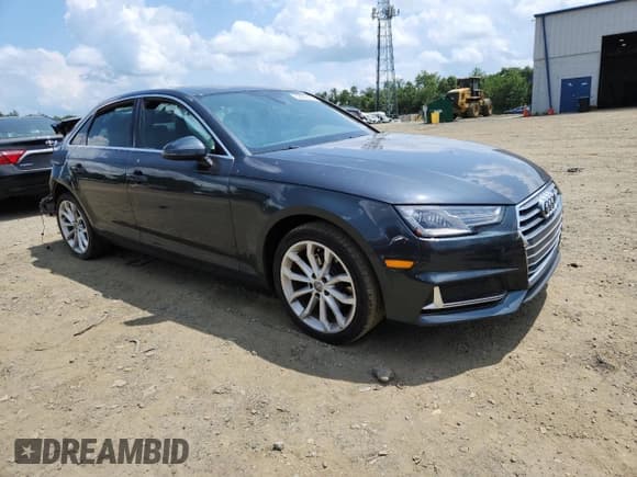 ✅ 2019 Audi A4 • VIN: WAUGMBF44KN007657 • Лот: 65858195. Опубликован ранее на Copart с пробегом Не указан. Бесплатный доступ к архиву аукционных продаж из США и подробный отчёт об истории автомобиля на DreamBid. Изображение 4.