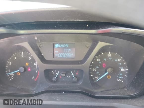 ✅ 2019 Ford Transit • VIN: 1FTYE1ZM1KKA62398 • Lot: 42301601. Wystawiony na IAAI z przebiegiem 69 099 mil. Bezpłatny archiwum sprzedaży aukcyjnych z USA i szczegółowy raport historii pojazdu na DreamBid. Zdjęcie 7.