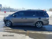 ✅ 2012 Toyota Sienna SE • VIN: 5TDXK3DCXCS233593 • Lot: 41959611. Listed on IAAI with 85,558 mi. Free auction sales archive from the USA and detailed vehicle history report at DreamBid. Image 15.