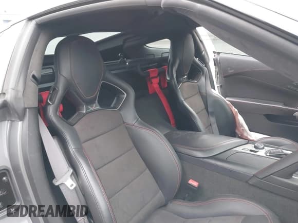 ✅ 2016 Chevrolet Corvette Z06 3LZ • VIN: 1G1YU2D66G5603445 • Лот: 43608290. Опубликован ранее на IAAI с пробегом 55 699 миль. Бесплатный доступ к архиву аукционных продаж из США и подробный отчёт об истории автомобиля на DreamBid. Изображение 8.