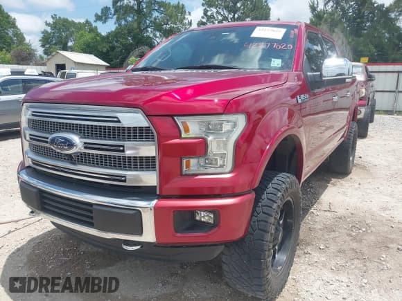 ✅ 2015 Ford F-150 XLT • VIN: 1FTEW1EF4FFC47079 • Лот: 42277620. Опубликован ранее на IAAI с пробегом 141 094 миль. Бесплатный доступ к архиву аукционных продаж из США и подробный отчёт об истории автомобиля на DreamBid. Изображение 6.