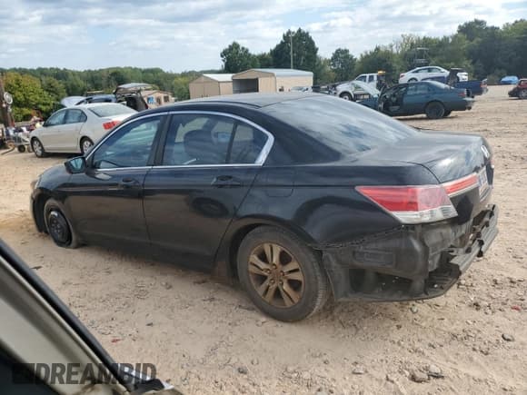 ✅ 2012 Honda Accord SE • VIN: 1HGCP2F6XCA161147 • Lot: 70838935. Wystawiony na Copart z przebiegiem 207 306 mil. Bezpłatny archiwum sprzedaży aukcyjnych z USA i szczegółowy raport historii pojazdu na DreamBid. Zdjęcie 2.