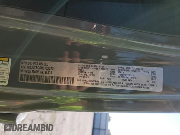 ✅ 2022 Jeep Gladiator Rubicon • VIN: 1C6JJTBG6NL132772 • Lot: 71928275. Wystawiony na Copart z przebiegiem 101 810 mil. Bezpłatny archiwum sprzedaży aukcyjnych z USA i szczegółowy raport historii pojazdu na DreamBid. Zdjęcie 12.