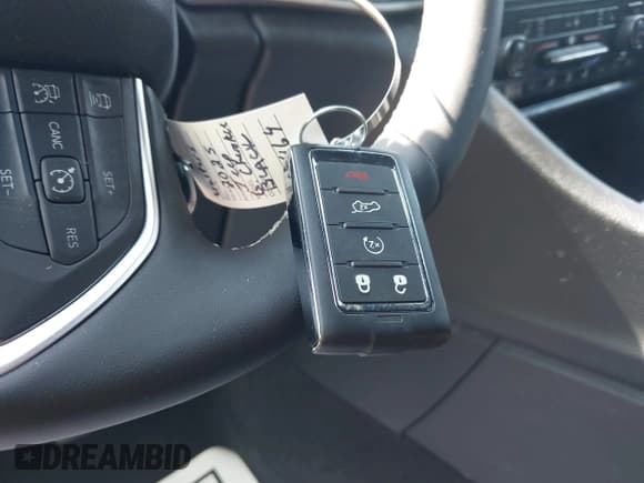 ✅ 2025 Jeep Grand Cherokee Altitude X • VIN: 1C4RJHAG9SC268299 • Лот: 42475401. Опубликован ранее на IAAI с пробегом 2 649 миль. Бесплатный доступ к архиву аукционных продаж из США и подробный отчёт об истории автомобиля на DreamBid. Изображение 11.