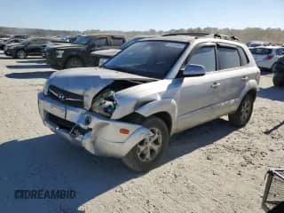 2009 Hyundai Tucson z VIN KM8JN12B39U939039, wystawiony jako Copart lot #76733604 z przebiegiem 174 377 mil mil oraz Szkoda całkowita • Salvage title. Historia ofert i sprzedaży dostępna na DreamBid. Obrazek 1.