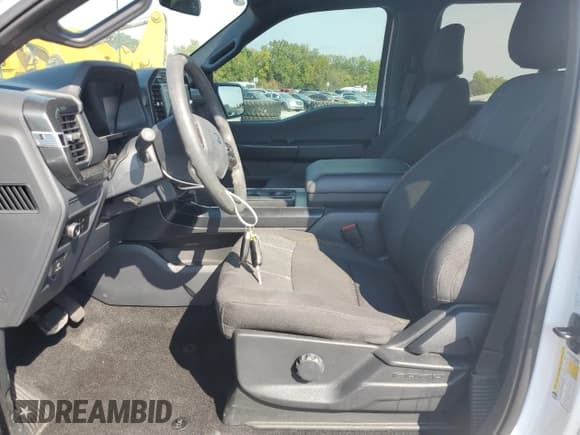 ✅ 2024 Ford F-150 STX • VIN: 1FTFW2L59RKE84683 • Лот: 81502585. Опубликован ранее на Copart с пробегом 23 185 миль. Бесплатный доступ к архиву аукционных продаж из США и подробный отчёт об истории автомобиля на DreamBid. Изображение 7.