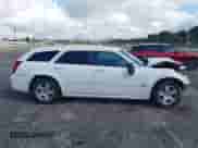 2006 Dodge Magnum с VIN 2D4FV47V06H446788, выставлен на аукционе IAAI как лот 41571984 с пробегом 244 231 миль миль и . История ставок и продаж доступна на DreamBid. Изображение 13.