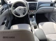 ✅ 2011 Subaru Forester X Premium • VIN: JF2SHACC0BH734771 • Lot: 61903165. Wystawiony na Copart z przebiegiem 165 562 mil. Bezpłatny archiwum sprzedaży aukcyjnych z USA i szczegółowy raport historii pojazdu na DreamBid. Zdjęcie 8.