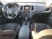 ✅ 2016 Jeep Grand Cherokee • VIN: 1C4PJM0S9GW241031 • Lot: 42145185. Listed on Copart with 106,884 mi. Free auction sales archive from the USA and detailed vehicle history report at DreamBid. Image 8.