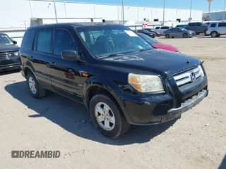 2007 Honda Pilot LX with VIN 5FNYF28197B039031, listed as a IAAI auction lot 43419346 with 214,695 mi miles and . Bid and sale history available at DreamBid. Image 1.