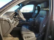 ✅ 2015 Chevrolet Suburban LT • VIN: 1GNSKJKC6FR597439 • Lot: 78673024. Wystawiony na Copart z przebiegiem 186 469 mil. Bezpłatny archiwum sprzedaży aukcyjnych z USA i szczegółowy raport historii pojazdu na DreamBid. Zdjęcie 7.