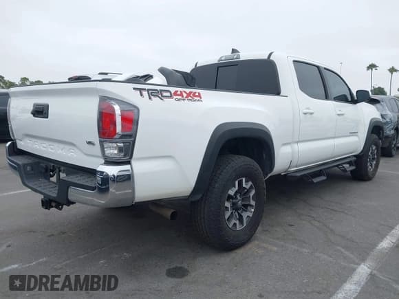 ✅ 2023 Toyota Tacoma SR5 • VIN: 3TMDZ5BN9PM169017 • Lot: 42724717. Listed on IAAI with 28,467 mi. Free auction sales archive from the USA and detailed vehicle history report at DreamBid. Image 4.
