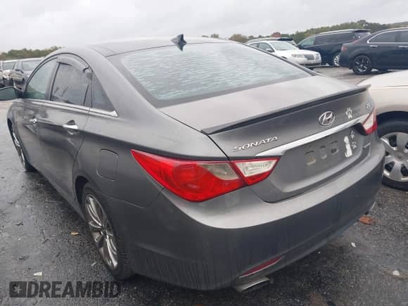 2012 Hyundai Sonata SE with VIN 5NPEC4AB8CH501875, listed as a IAAI auction lot 43455811 with 219,934 mi miles and . Bid and sale history available at DreamBid. Image 3.