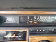 ✅ 1985 Cadillac Eldorado • VIN: 1G6EL5786FE628861 • Lot: 76372384. Wystawiony na Copart z przebiegiem 15 146 mil. Bezpłatny archiwum sprzedaży aukcyjnych z USA i szczegółowy raport historii pojazdu na DreamBid. Zdjęcie 9.