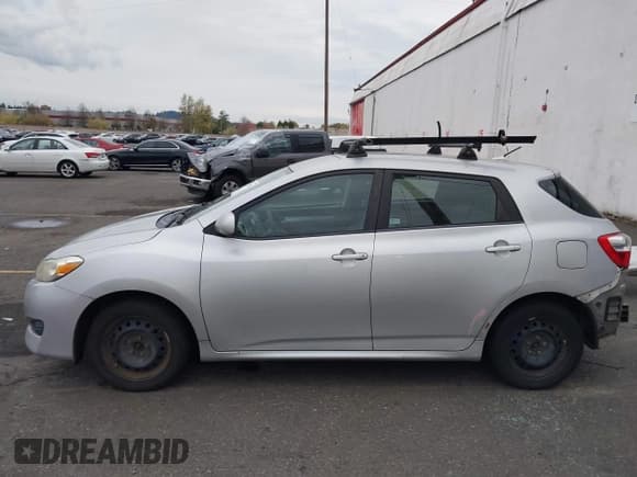 ✅ 2010 Toyota Matrix S • VIN: 2T1LE4EE6AC018584 • Лот: 43593243. Опубликован ранее на IAAI с пробегом 159 694 миль. Бесплатный доступ к архиву аукционных продаж из США и подробный отчёт об истории автомобиля на DreamBid. Изображение 15.