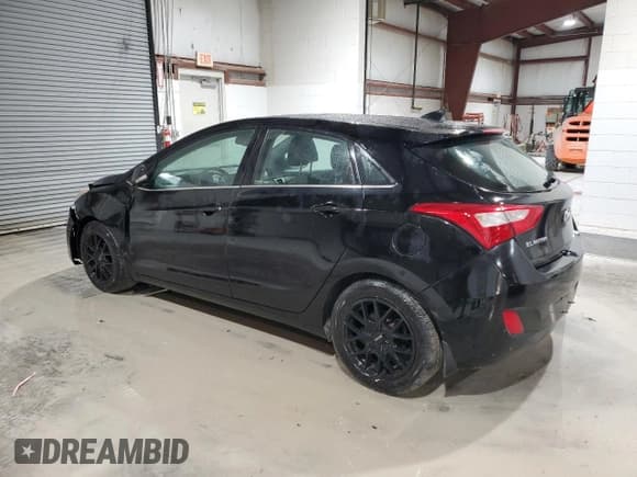 ✅ 2013 Hyundai Elantra • VIN: KMHD35LE2DU125864 • Lot: 92630075. Listed on Copart with 200,206 mi. Free auction sales archive from the USA and detailed vehicle history report at DreamBid. Image 2.