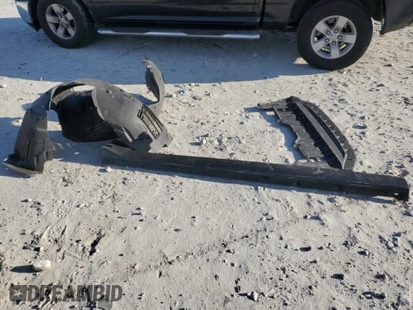 ✅ 2017 Jaguar XE 20d Prestige • VIN: SAJAE4BN6HA972747 • Лот: 85415574. Опубликован ранее на Copart с пробегом 80 870 миль. Бесплатный доступ к архиву аукционных продаж из США и подробный отчёт об истории автомобиля на DreamBid. Изображение 12.