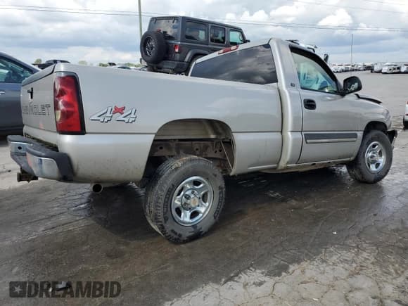 ✅ 2004 Chevrolet Silverado 1500 LS • VIN: 1GCEK14T74Z169783 • Лот: 73650534. Опубликован ранее на Copart с пробегом Не указан. Бесплатный доступ к архиву аукционных продаж из США и подробный отчёт об истории автомобиля на DreamBid. Изображение 3.