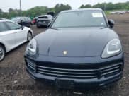 ✅ 2019 Porsche Cayenne • VIN: WP1AA2AY5KDA17503 • Lot: 42502368. Wystawiony na IAAI z przebiegiem 46 786 mil. Bezpłatny archiwum sprzedaży aukcyjnych z USA i szczegółowy raport historii pojazdu na DreamBid. Zdjęcie 12.