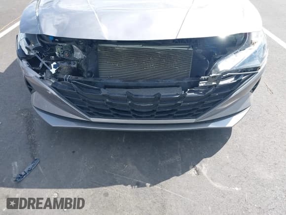 ✅ 2023 Hyundai Elantra SEL • VIN: KMHLM4AG3PU465990 • Lot: 43314922. Listed on IAAI with 51,529 mi. Free auction sales archive from the USA and detailed vehicle history report at DreamBid. Image 6.