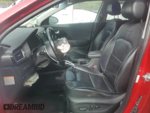 ✅ 2017 Kia Niro Touring • VIN: KNDCE3LCXH5048514 • Lot: 85185885. Listed on Copart with 149,269 mi. Free auction sales archive from the USA and detailed vehicle history report at DreamBid. Image 7.