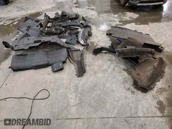 ✅ 2022 Ford Police Interceptor Utility • VIN: 1FM5K8AC1NGA94309 • Лот: 85947204. Опубликован ранее на Copart с пробегом 51 365 миль. Бесплатный доступ к архиву аукционных продаж из США и подробный отчёт об истории автомобиля на DreamBid. Изображение 13.