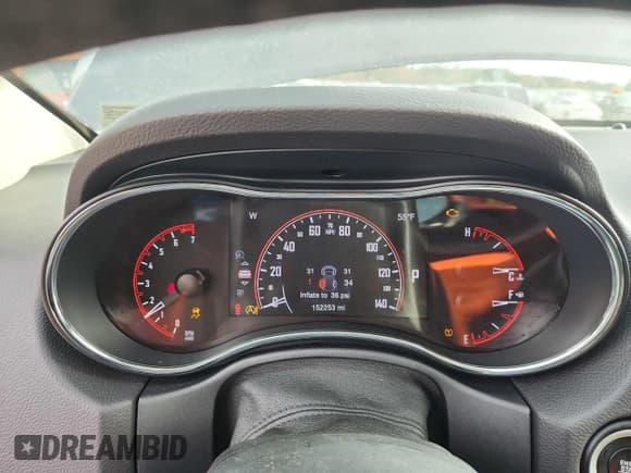 ✅ 2017 Dodge Durango SXT • VIN: 1C4RDJAG8HC860512 • Lot: 93114215. Wystawiony na Copart z przebiegiem 152 253 mil. Bezpłatny archiwum sprzedaży aukcyjnych z USA i szczegółowy raport historii pojazdu na DreamBid. Zdjęcie 9.