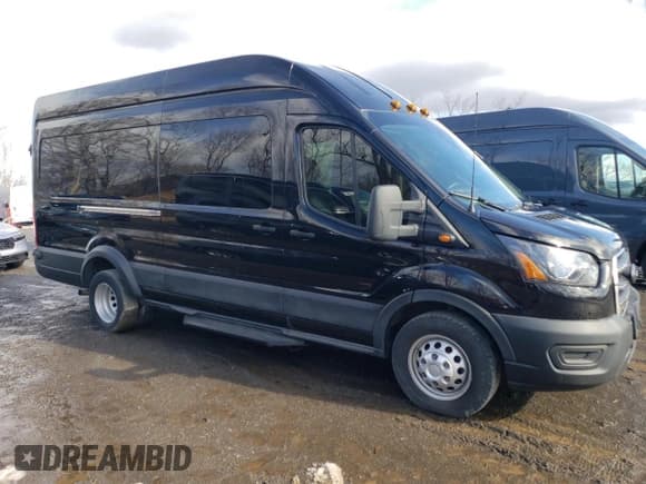 ✅ 2022 Ford Transit • VIN: 1FTBF4W84NKA16967 • Lot: 53837335. Wystawiony na Copart z przebiegiem 53 887 mil. Bezpłatny archiwum sprzedaży aukcyjnych z USA i szczegółowy raport historii pojazdu na DreamBid. Zdjęcie 4.