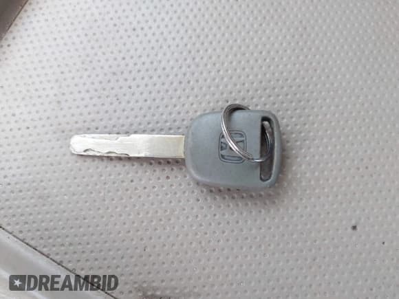 ✅ 2003 Honda Odyssey EX-L • VIN: 5FNRL18733B002370 • Лот: 42080346. Опубликован ранее на IAAI с пробегом 199 289 миль. Бесплатный доступ к архиву аукционных продаж из США и подробный отчёт об истории автомобиля на DreamBid. Изображение 11.