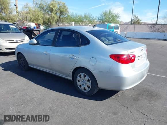 2007 Hyundai Elantra GLS z VIN KMHDU46D37U221663, wystawiony jako IAAI lot #43554726 z przebiegiem 125 874 mil mil oraz . Historia ofert i sprzedaży dostępna na DreamBid. Obrazek 3.