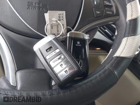 ✅ 2018 Acura MDX • VIN: 5J8YD4H36JL009865 • Lot: 42896943. Wystawiony na IAAI z przebiegiem 36 475 mil. Bezpłatny archiwum sprzedaży aukcyjnych z USA i szczegółowy raport historii pojazdu na DreamBid. Zdjęcie 11.